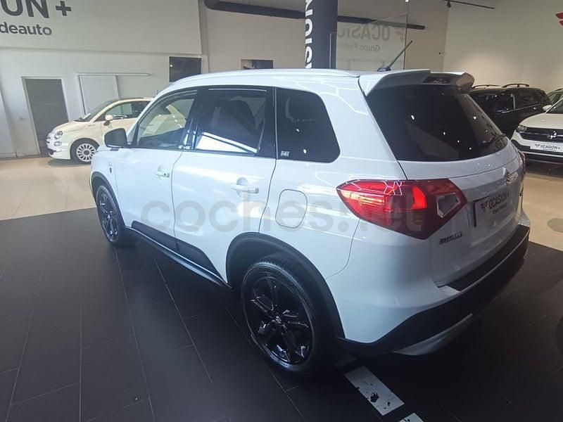 Usado Suzuki Vitara 120 CV (88 kW) 2017 Blanco SUV