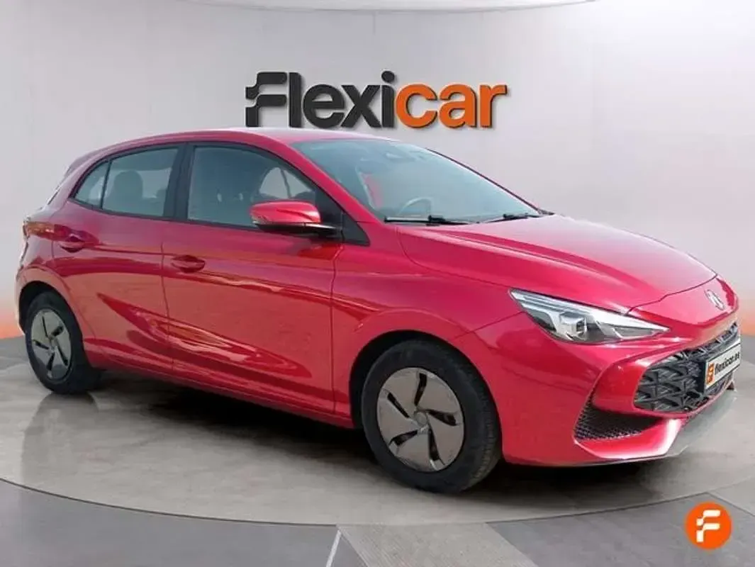 Usado MG MG3 116 CV (85 kW) 2025 Rojo Utilitario