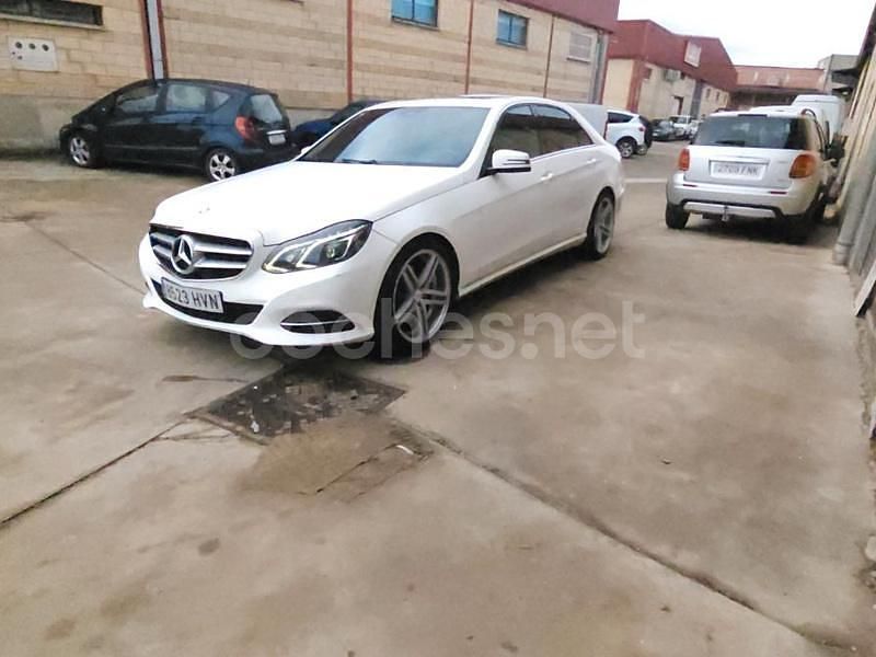 Usado Mercedes E300 Avantgarde 231 CV (169 kW) 2014 Blanco Berlina