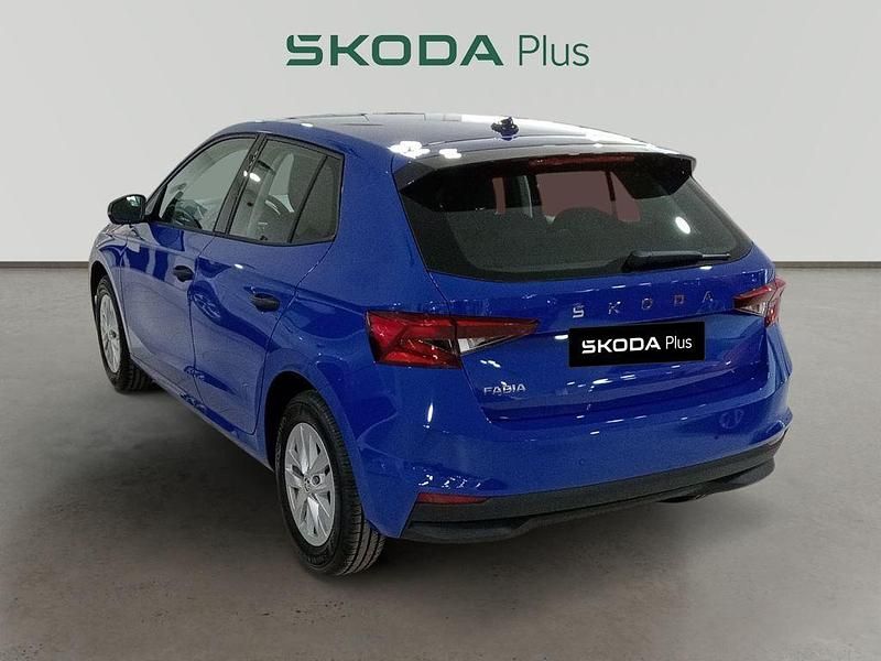 Usado Skoda Fabia Ambition 95 CV (69 kW) 2023 Azul Utilitario