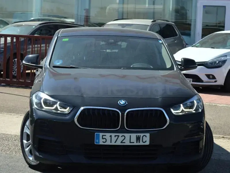 Używany BMW X2 Comfort Edition 220 KM (161 kW) 2022 Czarny SUV