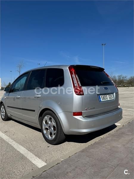 Usado Ford C-MAX Trend 115 CV (84 kW) 2008 Gris / plata Monovolumen