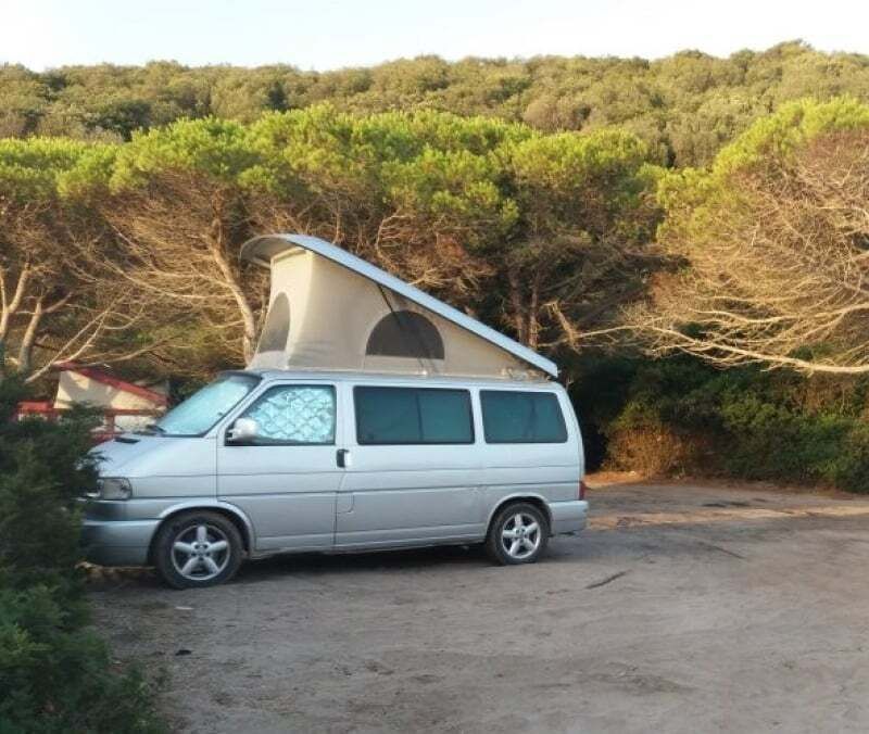 Gris claro Usado 2001 VW T4 Van | 18.000 € - Imagen 1/4