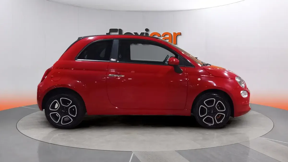 Usado Fiat 500 Club 71 CV (52 kW) 2023 Rojo Descapotable