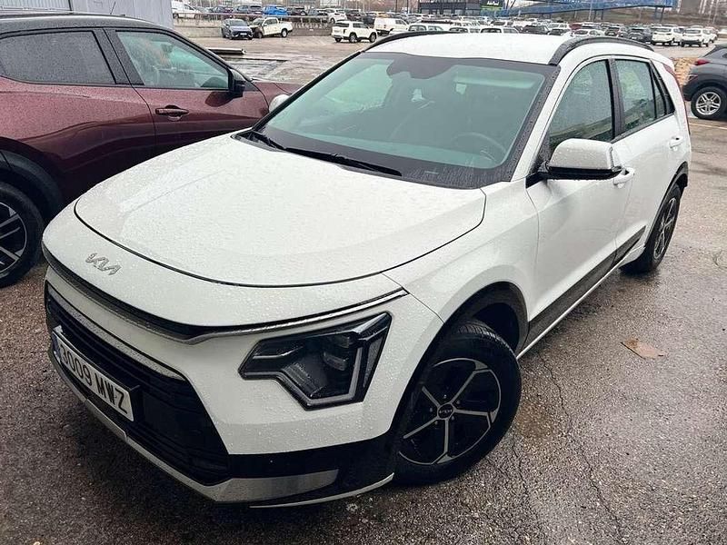Blanco Usado 2024 Kia Niro SUV | 23.540 € (Precio justo) - Imagen 1/4