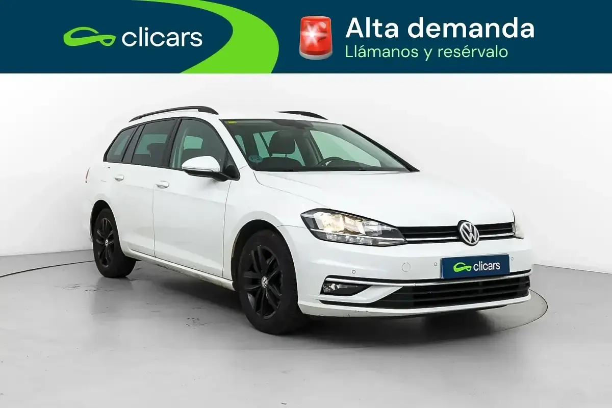 Usado VW Golf VII Advance 125 CV (91 kW) 2018 Blanco Familiar