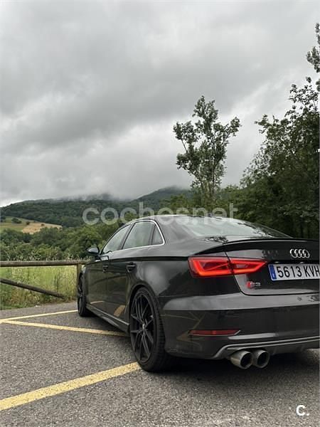 Usado Audi S3 Sport 300 CV (220 kW) 2014 Negro Berlina