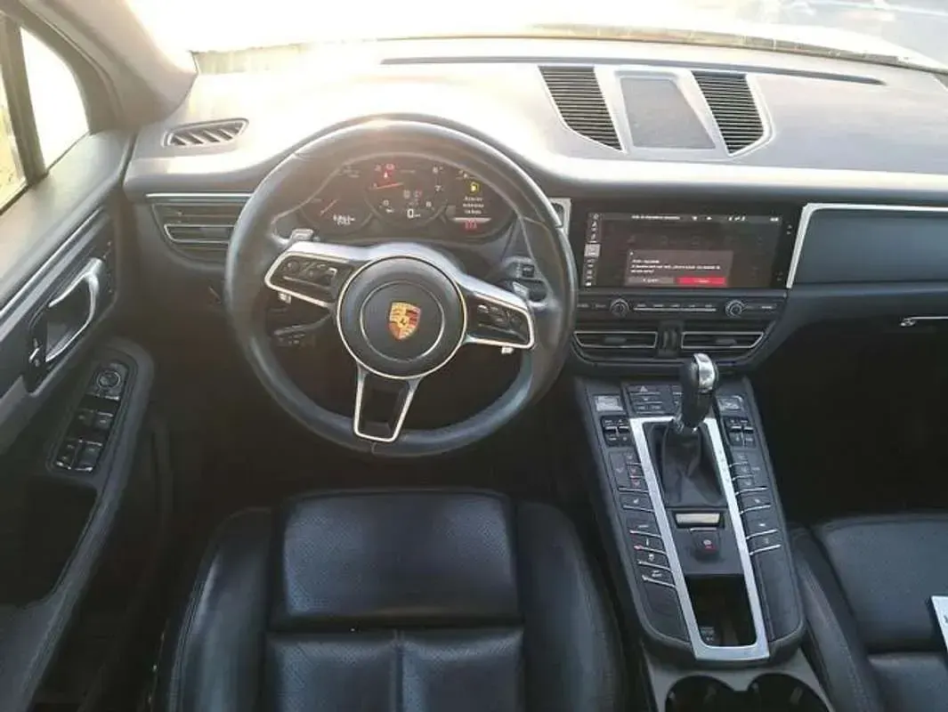 Usado Porsche Macan 245 CV (180 kW) 2020 Negro SUV
