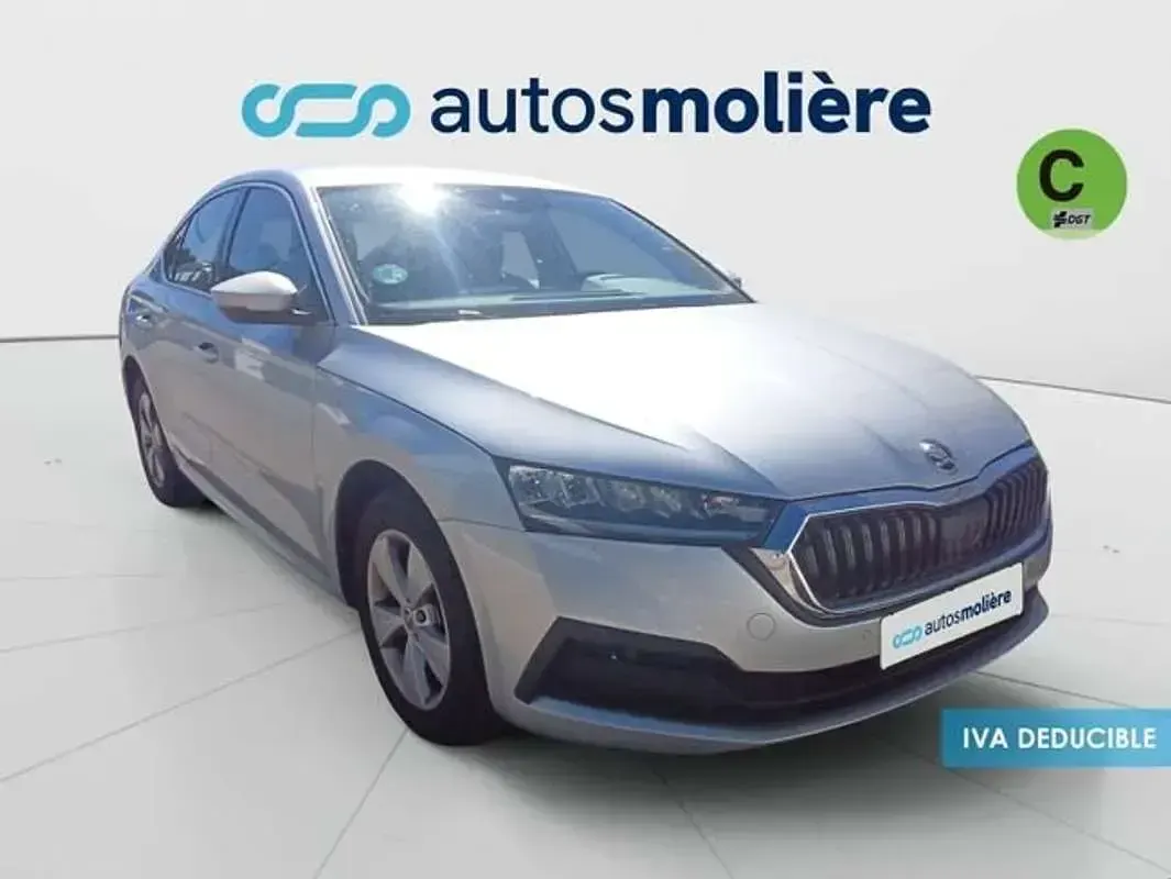 Begagnad Skoda Octavia Ambition 150 HK (110 kW) 2022 Grå Halvkombi
