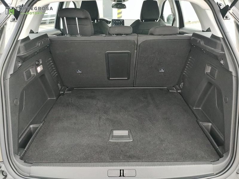 Usado Peugeot 3008 Active 130 CV (95 kW) 2017 Gris SUV