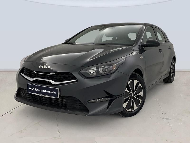 Usado Kia Ceed 140 CV (102 kW) 2025 Gris Utilitario