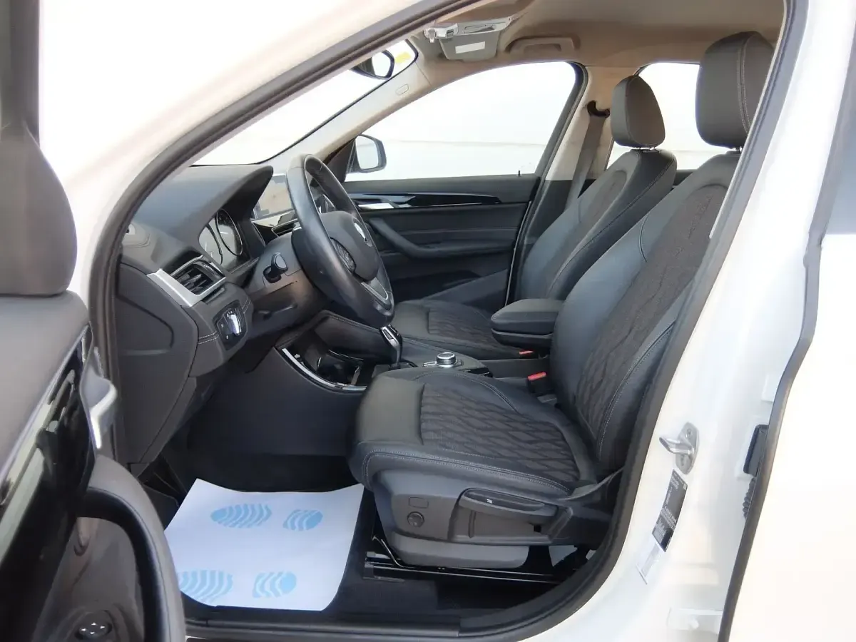 Usado BMW X1 Exclusive 140 CV (102 kW) 2021 Blanco SUV