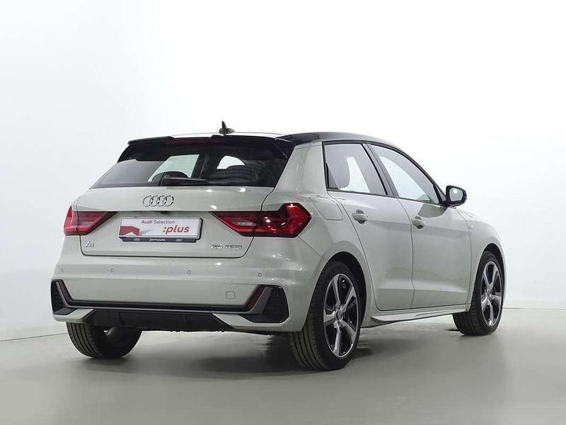 Usado Audi A1 Sportback 95 CV (69 kW) 2023 Rojo Utilitario