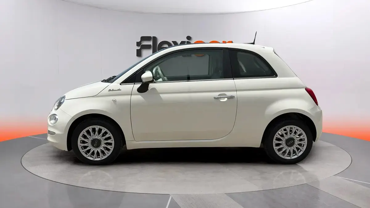 Usado Fiat 500 Dolcevita 70 CV (51 kW) 2023 Blanco Berlina