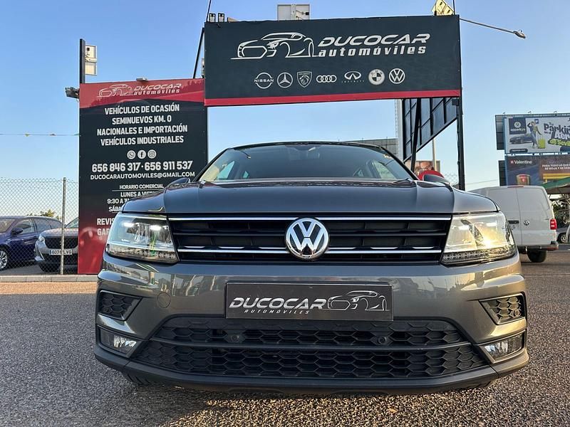 Usado VW Tiguan Life 150 CV (110 kW) 2021 Gris SUV