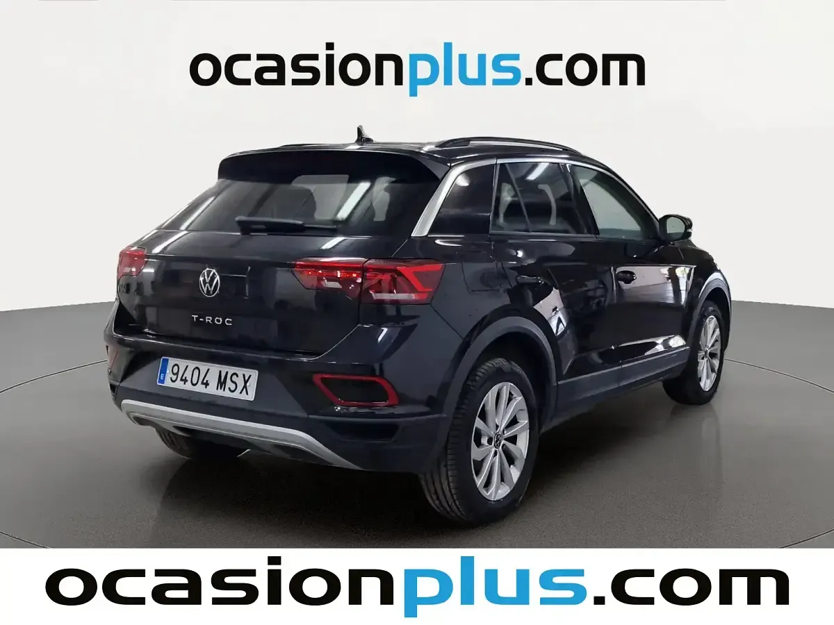 Usado VW T-Roc Life 110 CV (80 kW) 2024 Negro SUV