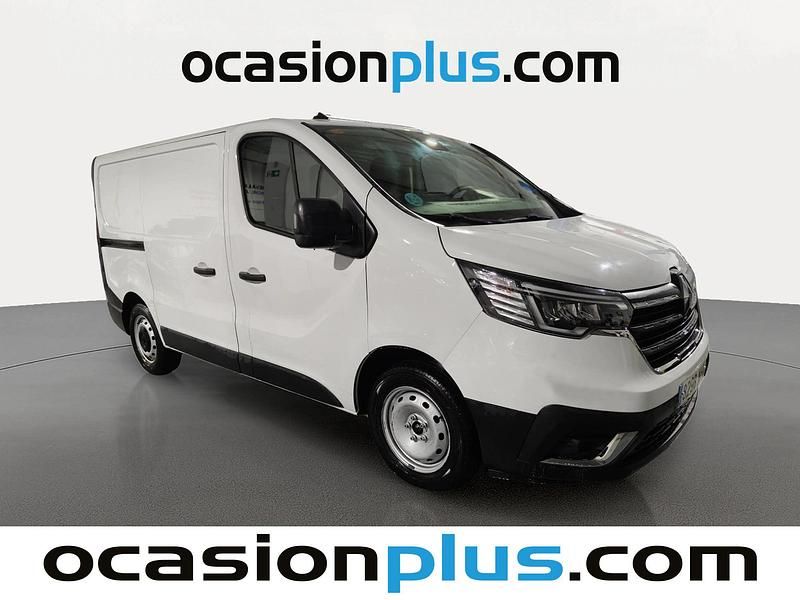Usado Renault Trafic 130 CV (95 kW) 2023 Blanco Monovolumen