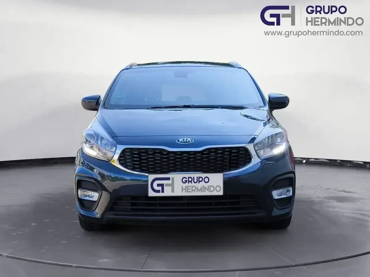Usado Kia Carens 135 CV (99 kW) 2018 Azul Monovolumen