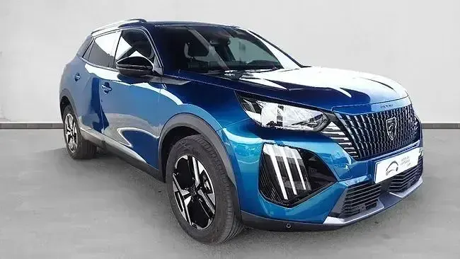 Usado Peugeot 2008 Allure 145 CV (106 kW) 2025 Azul SUV