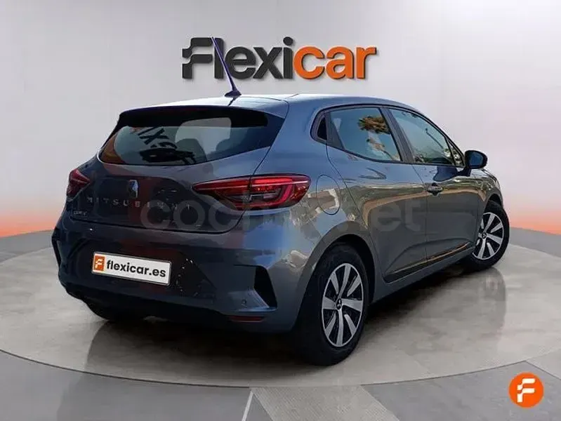 Usado Mitsubishi Colt 90 CV (66 kW) 2025 Gris / plata Utilitario