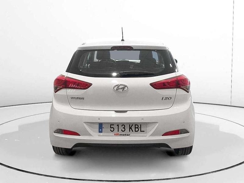 Käytetty Hyundai i20 Active 84 HP (61 kW) 2017 Valkoinen Viistoperä