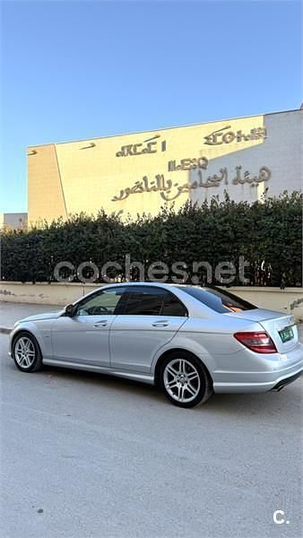 Usado Mercedes C280 231 CV (169 kW) 2008 Gris / plata Berlina