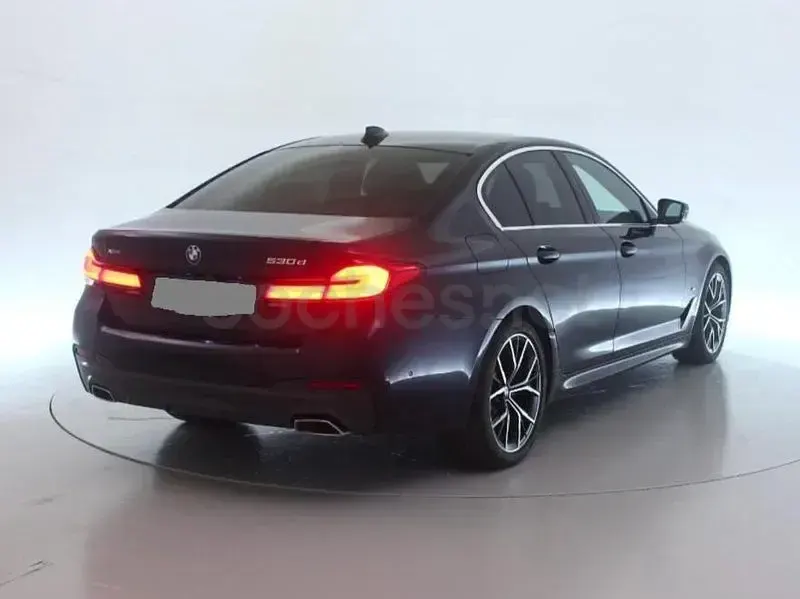 Usado BMW 530 286 CV (210 kW) 2022 Negro Berlina