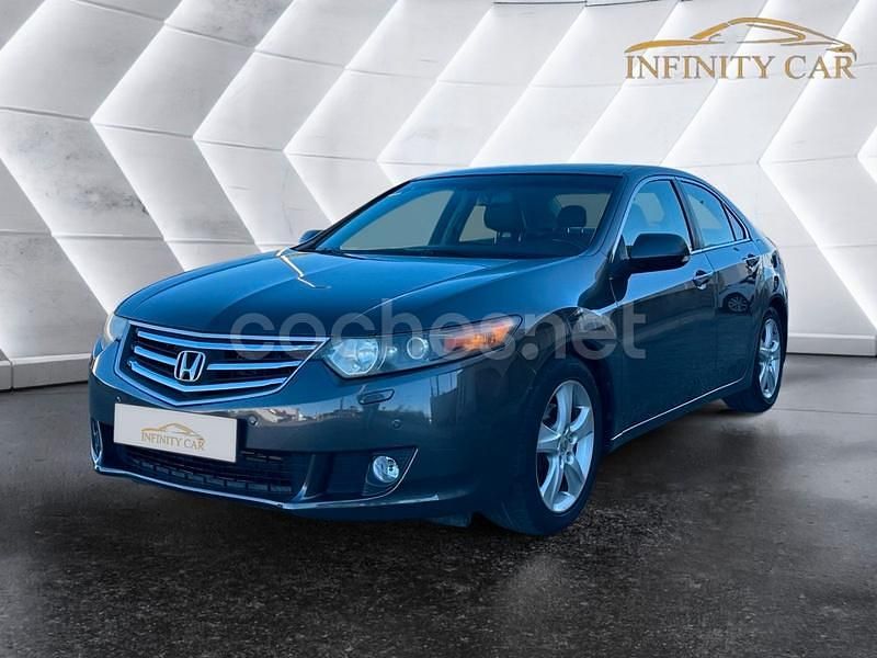 Gris / plata Usado 2011 Honda Accord Executive Berlina | 10.499 € (Buen precio) - Imagen 1/4