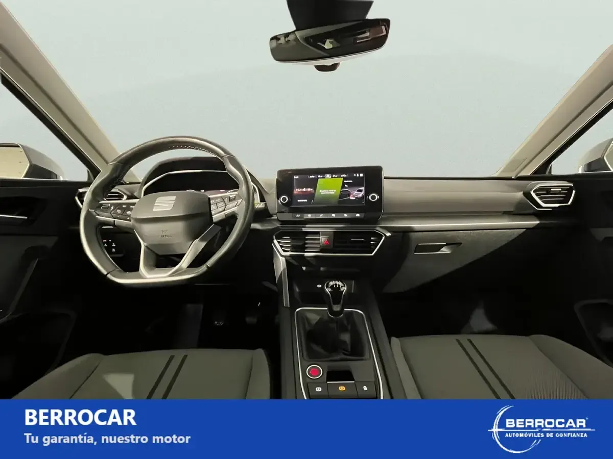 Usado Seat Leon Style 116 CV (85 kW) 2025 Blanco