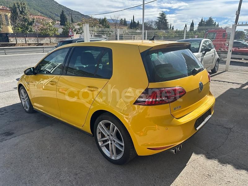 Usado VW Golf VII GTD 184 CV (135 kW) 2016 Amarillo Berlina
