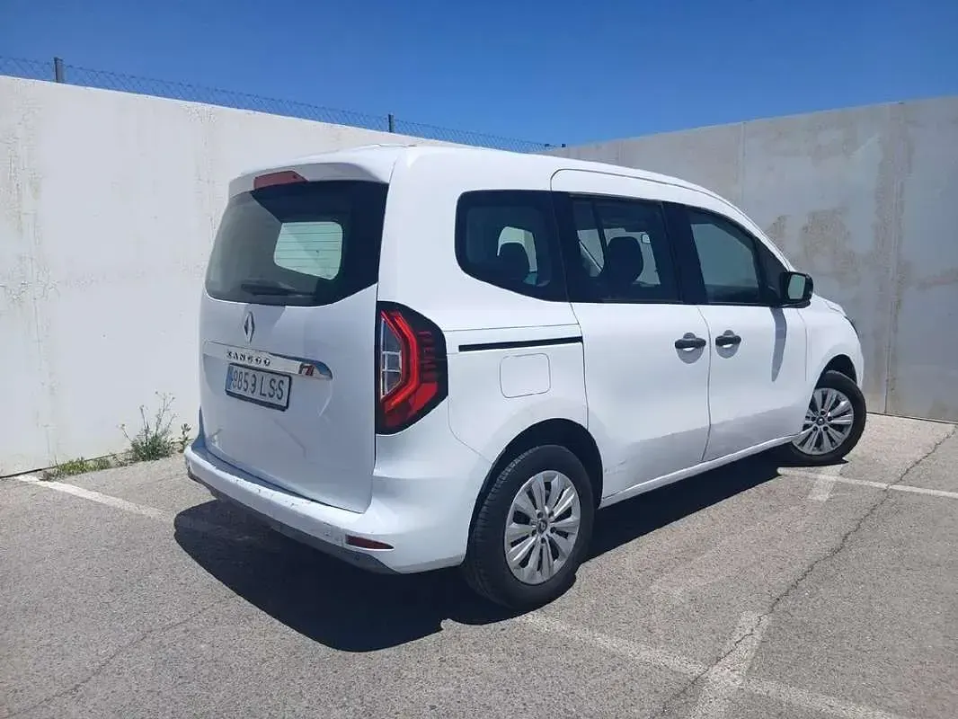 Usado Renault Kangoo Edition One 94 CV (69 kW) 2021 Blanco Monovolumen