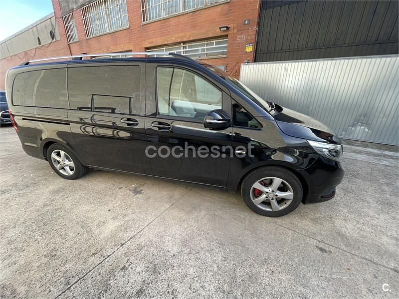 Negro Usado 2017 Mercedes V250 Avantgarde Monovolumen | 39.500 € (Caro) - Imagen 1/4