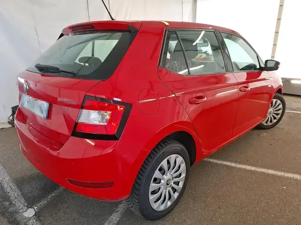Usado Skoda Fabia Ambition 110 CV (80 kW) 2020 Rojo Utilitario