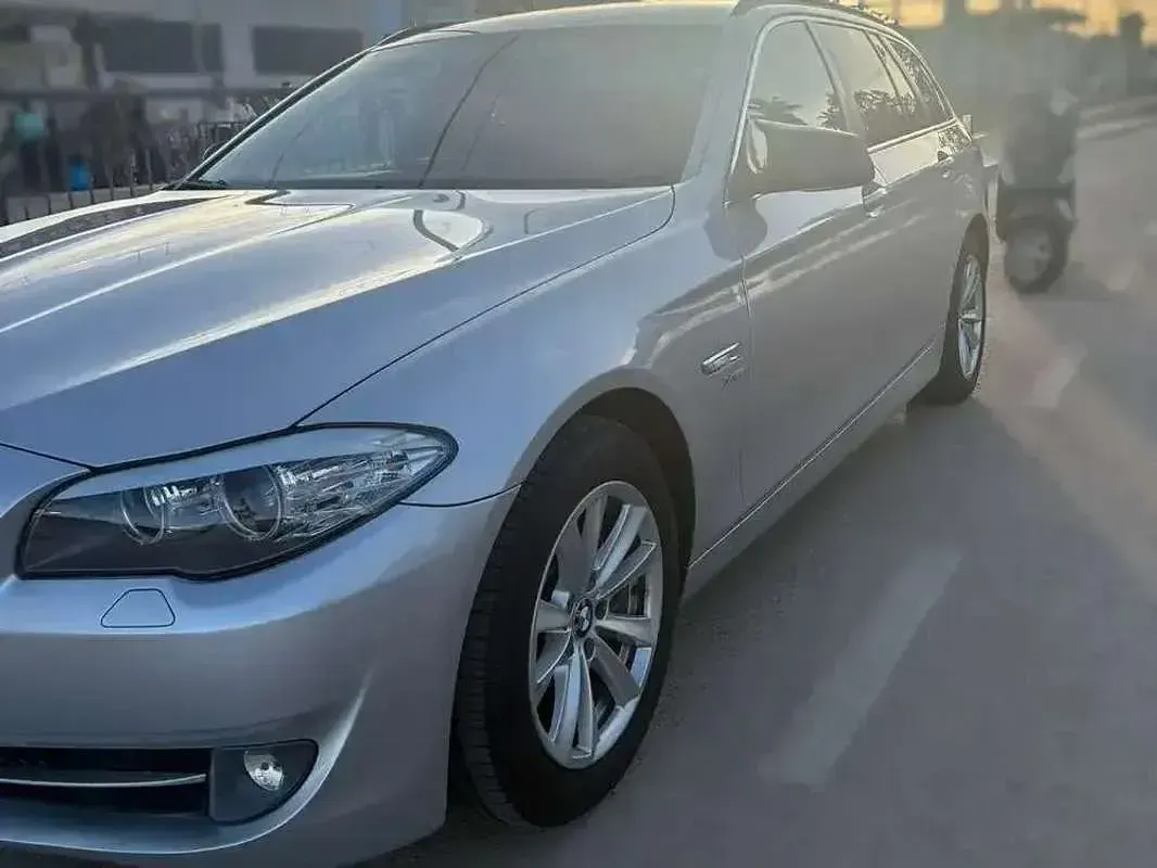 Usado BMW 535 306 CV (225 kW) 2011 Gris Berlina