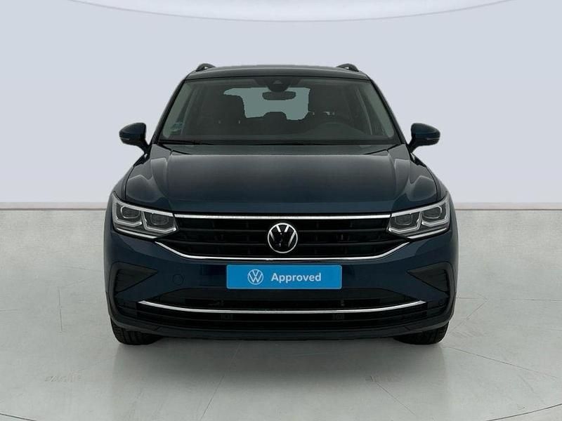 Usado VW Tiguan Life 150 CV (110 kW) 2024 Azul SUV
