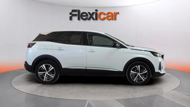 Usado Peugeot 3008 Allure 131 CV (96 kW) 2023 Blanco SUV
