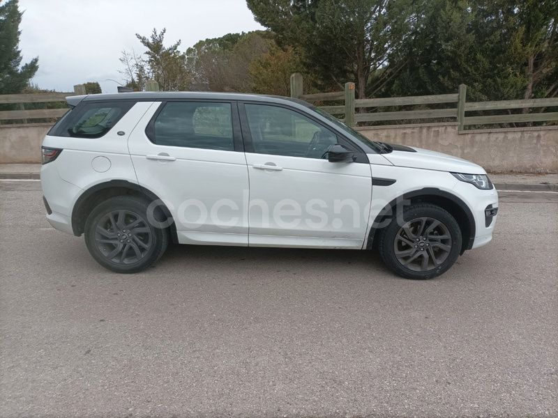 Usado Land Rover Discovery Sport HSE Luxury 180 CV (132 kW) 2018 Blanco SUV