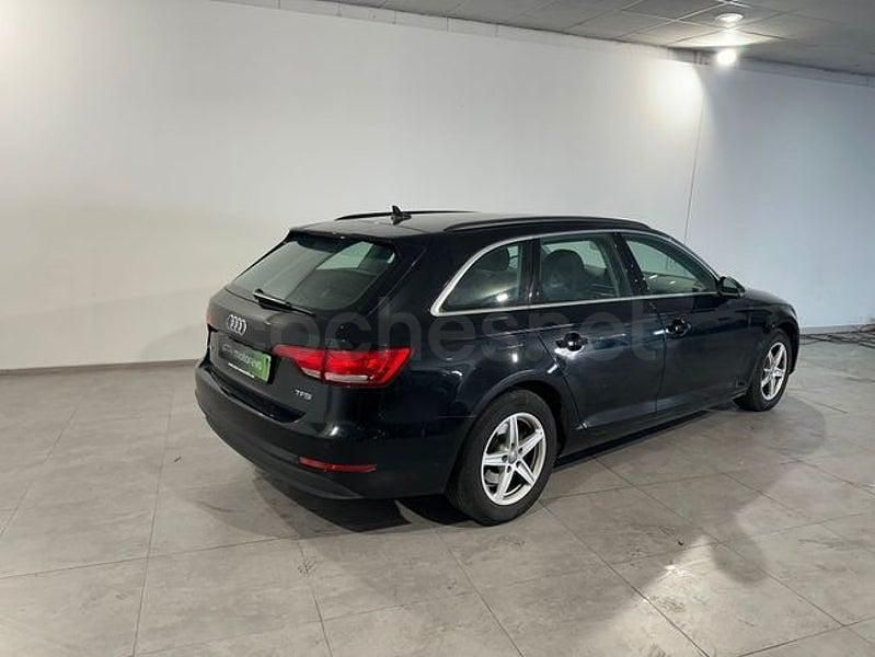 Usado Audi A4 Premium 150 CV (110 kW) 2018 Negro Familiar