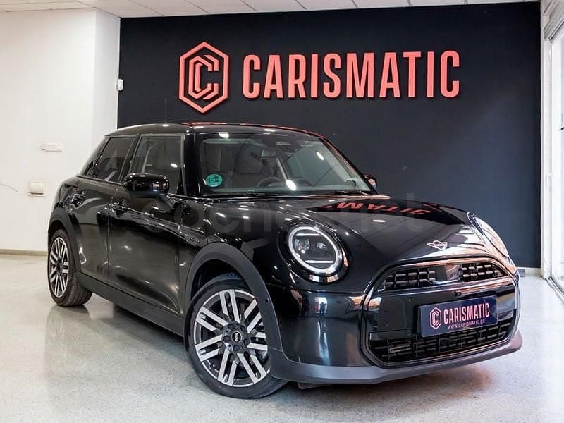 Usado Mini Cooper 114 kW (156 CV) 2025 Negro Utilitario