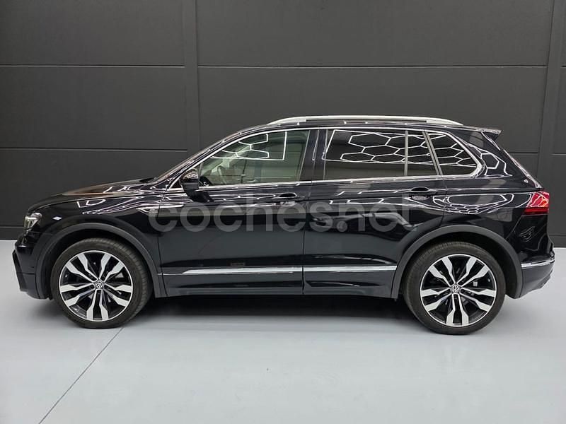 Usado VW Tiguan Sportline 240 CV (176 kW) 2017 Negro SUV