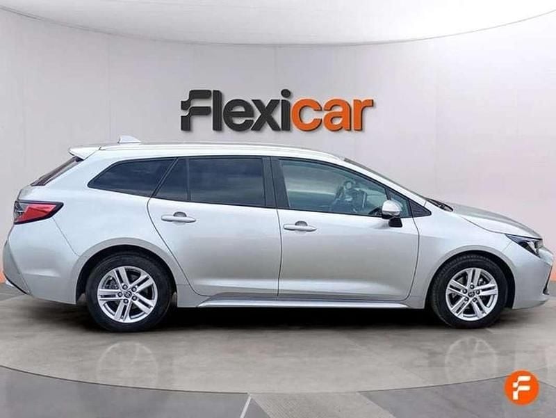 Usado Toyota Corolla Active 140 CV (102 kW) 2023 Gris Familiar
