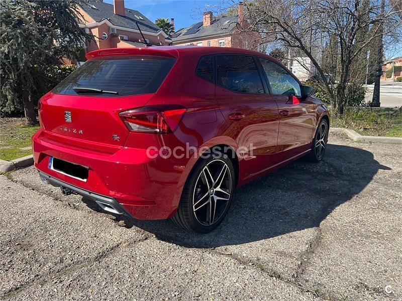 Usado Seat Ibiza FR 150 CV (110 kW) 2017 Rojo Berlina