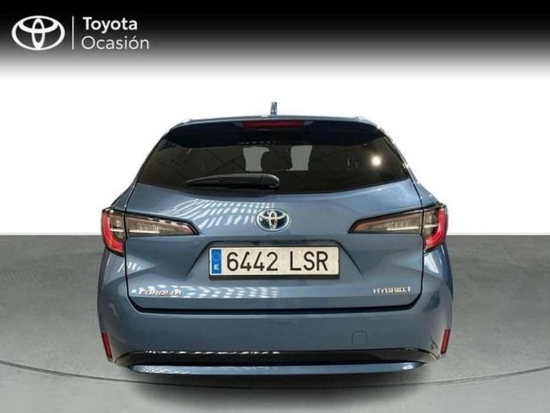 Usado Toyota Corolla Active 122 CV (89 kW) 2021 Azul Familiar