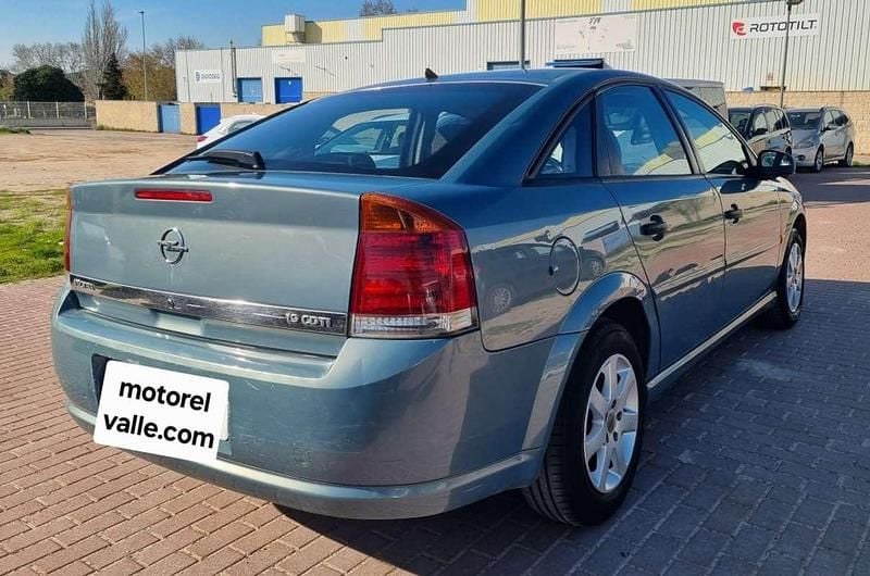 Usado Opel Vectra Elegance 120 CV (88 kW) 2007 Azul Berlina