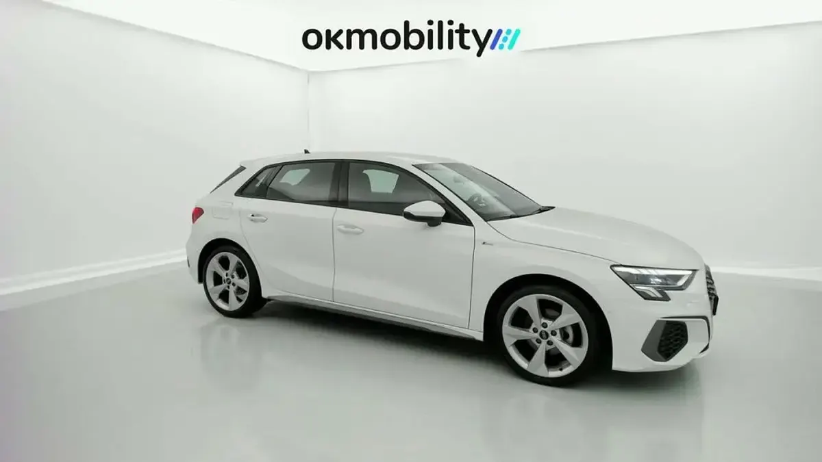 Usado Audi e-tron GT quattro 110 kW (150 CV) 2023 Blanco Berlina