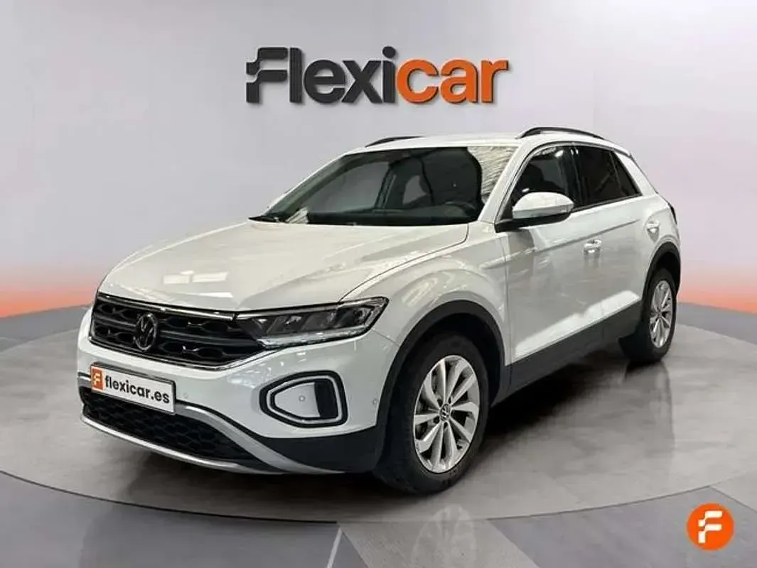 Usado VW T-Roc Life 110 CV (80 kW) 2022 Blanco SUV