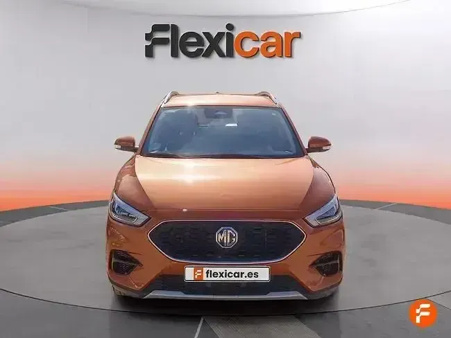 Usado MG ZS Luxury 106 CV (77 kW) 2025 Naranja SUV
