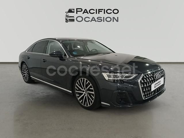 Usado Audi A8 Ambiente 286 CV (210 kW) 2022 Gris / plata Berlina