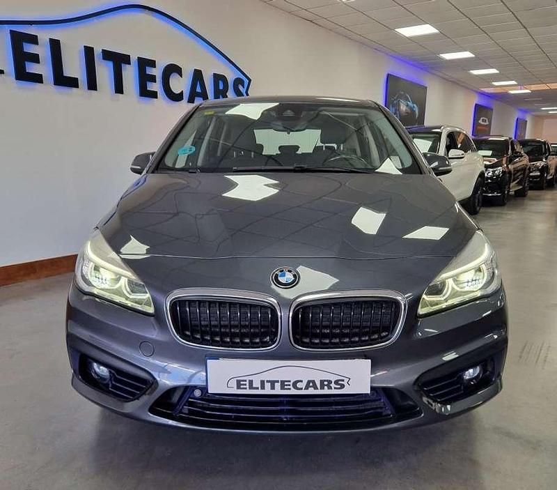 Usado BMW 218 Active Tourer Sport Line 150 CV (110 kW) 2016 Gris Monovolumen