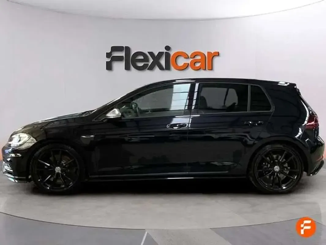 Usado VW Golf VII R 310 CV (228 kW) 2018 Negro Berlina
